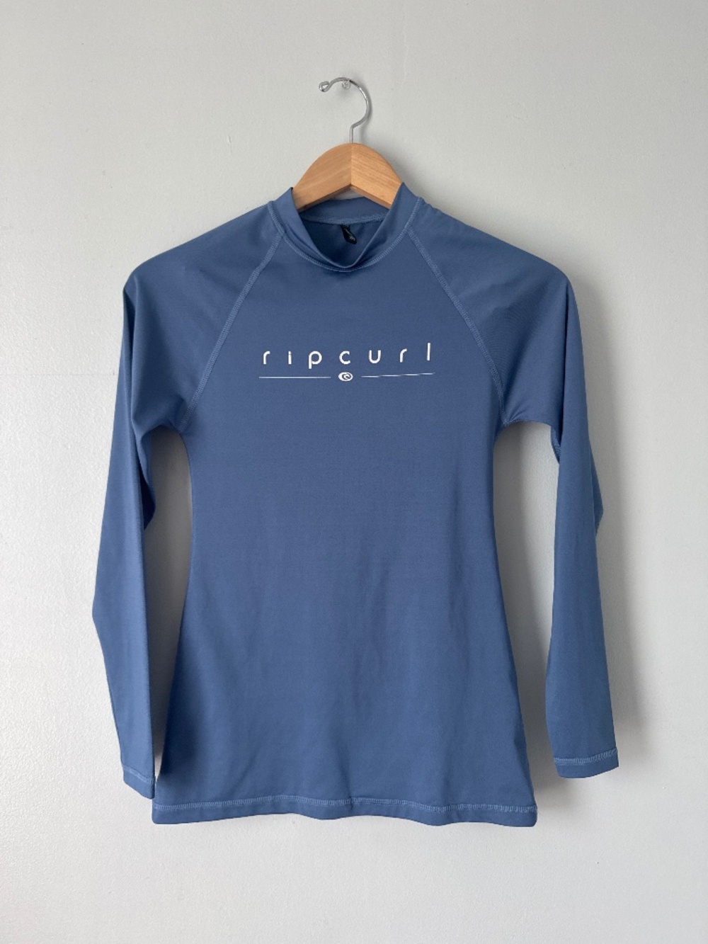 Ripcurl long sleeve rash guard UPF 50